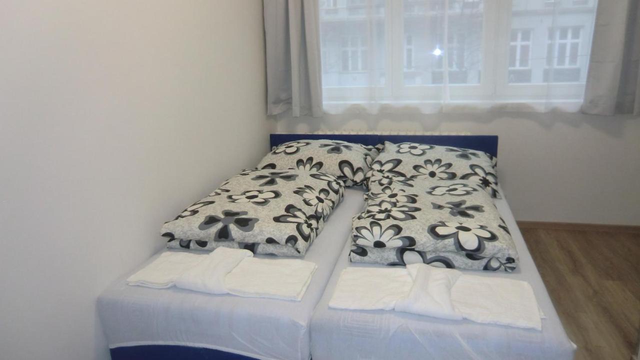 Apartamento Hu Praga Exterior foto