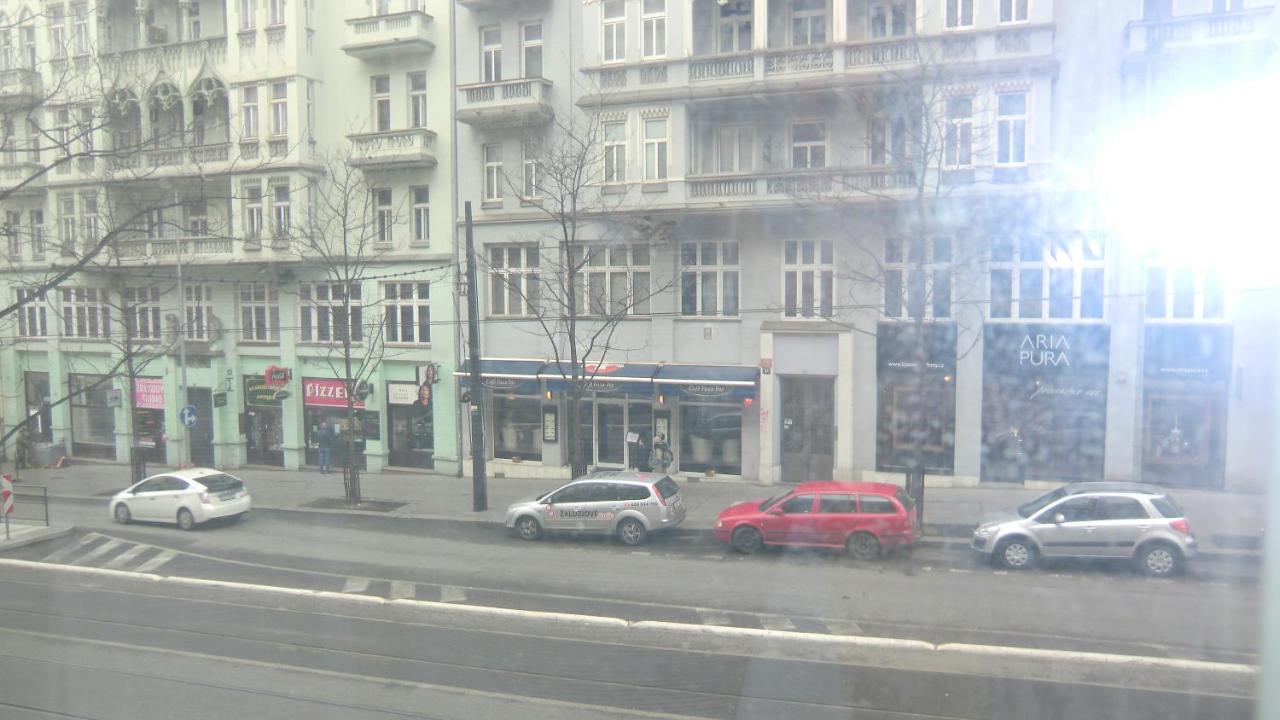 Apartamento Hu Praga Exterior foto