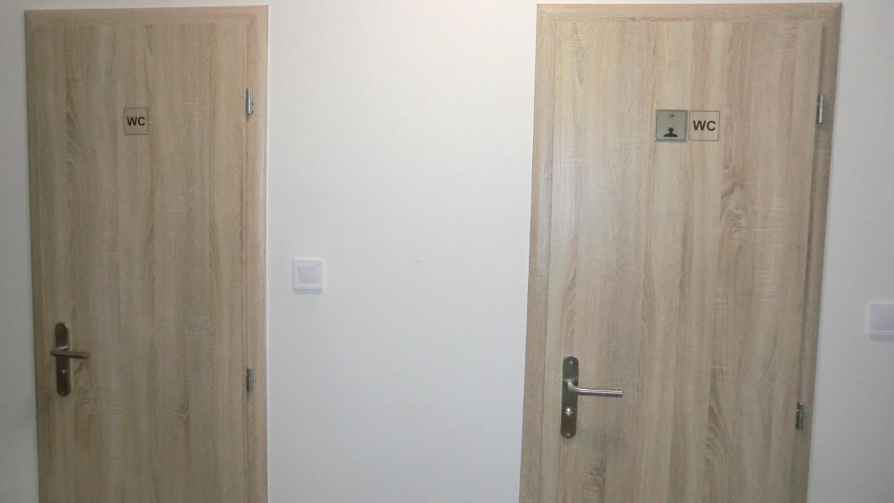 Apartamento Hu Praga Exterior foto